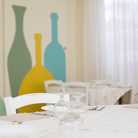 Hotel Trieste Cesenatico Ngoại thất bức ảnh
