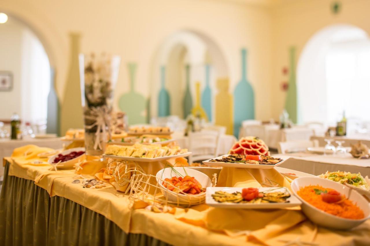 Hotel Trieste Cesenatico Ngoại thất bức ảnh