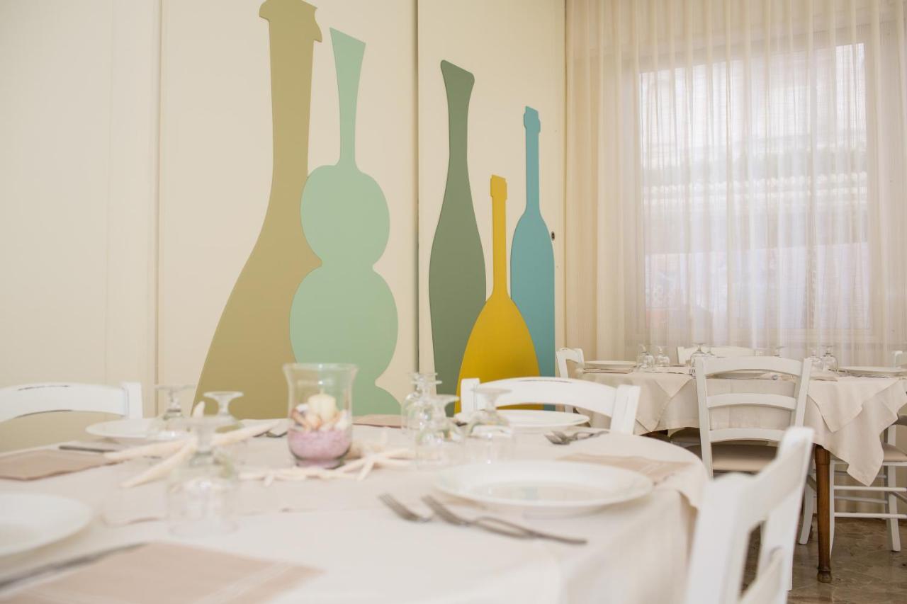 Hotel Trieste Cesenatico Ngoại thất bức ảnh