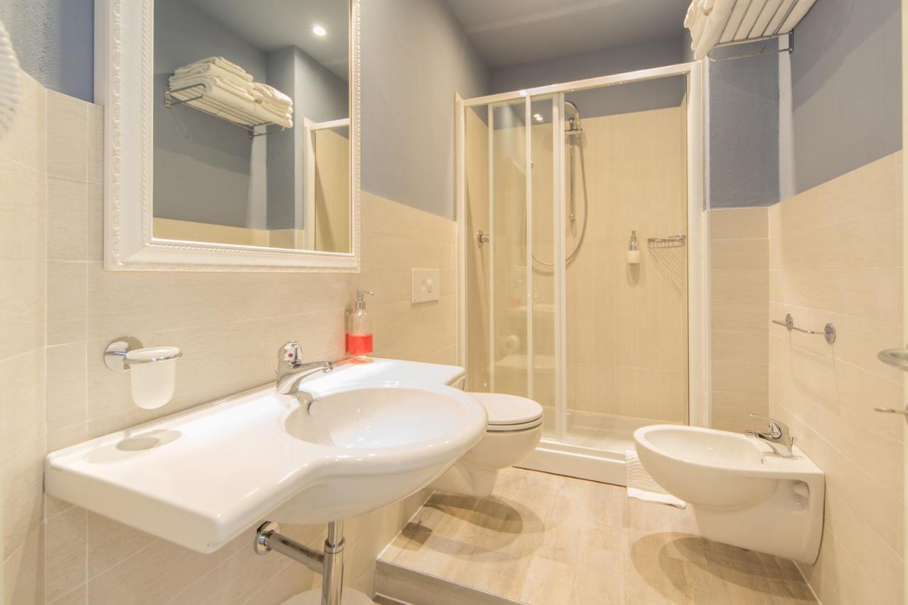 Hotel Trieste Cesenatico Ngoại thất bức ảnh